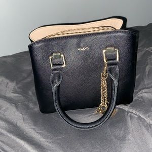 Aldo hand/ cross bag/ shoulder bag